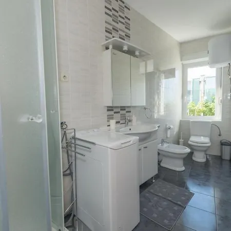 Apartment In With Sea View,air Conditioning, Wifi 5026-4 Murter