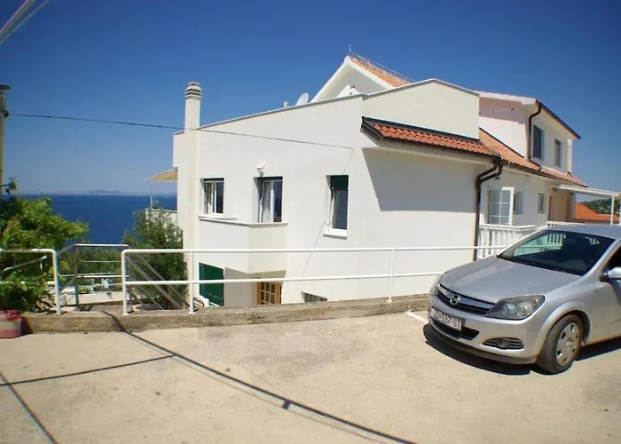 In With Sea View,air Conditioning, Wifi 5026-4 Appartamento Murter